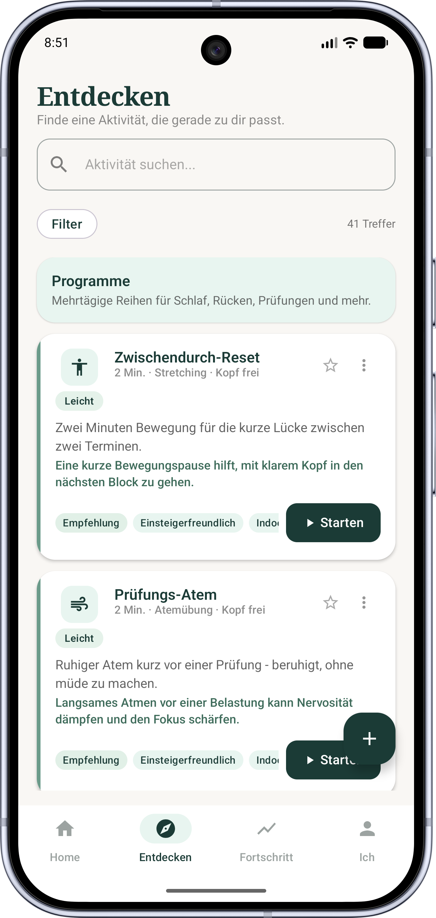 Entdecken-Bildschirm mit durchsuchbarem Aktivitätenkatalog und Filtern.